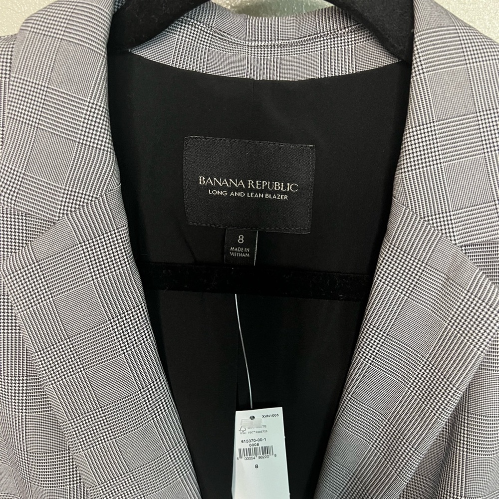 BANANA REPUBLIC LONG AND LEAN BLAZER
